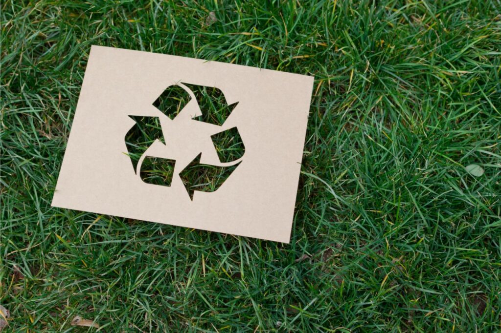 Como destinar os resíduos recicláveis da empresa?
