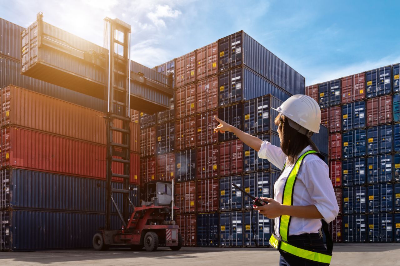 Importação de lixo: entenda os motivos por trás dessa prática